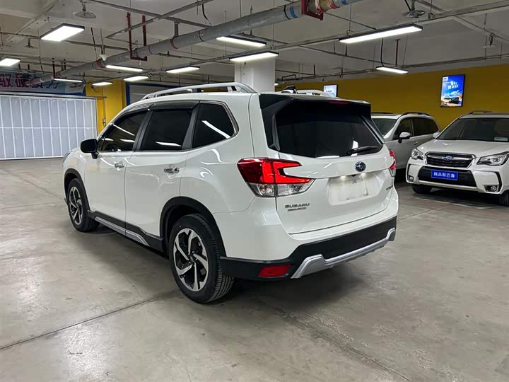 Subaru Forester 2024 2024款 2.5i AWD 旗舰版EyeSight