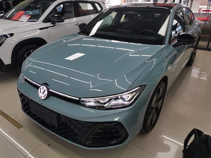 Volkswagen Passat 2025 2025款 Pro 380TSI 星空龙尊版