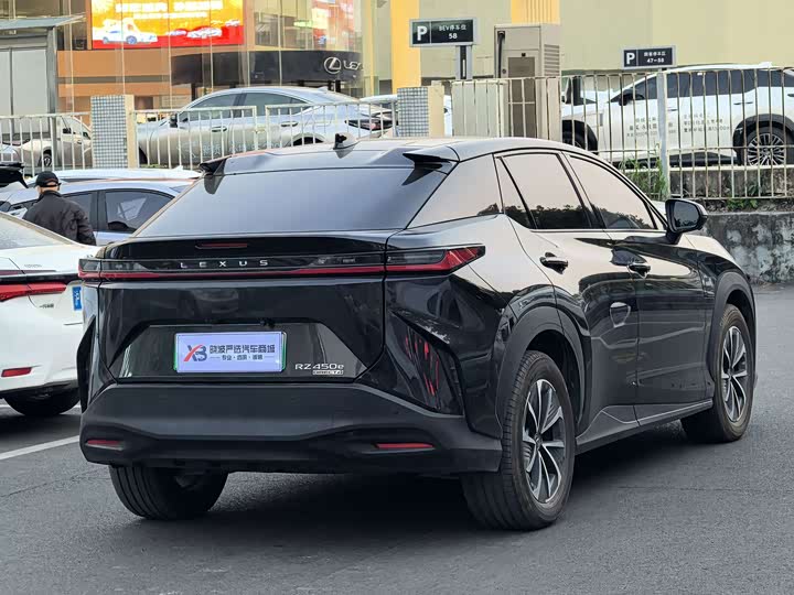 Lexus RZ 2023 2023款 450e 四驱纵享版