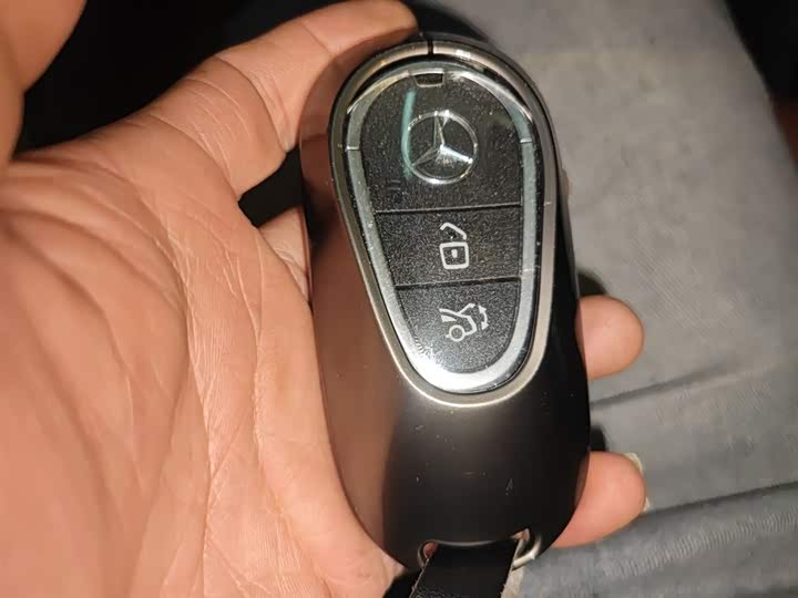 Mercedes-Benz GLC-Class 2025 2025款 GLC 300 L 4MATIC 动感型 5座