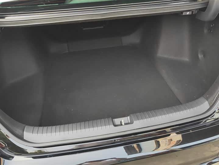 Honda Accord 2025 2025款 运动系列 260TURBO 豪华版