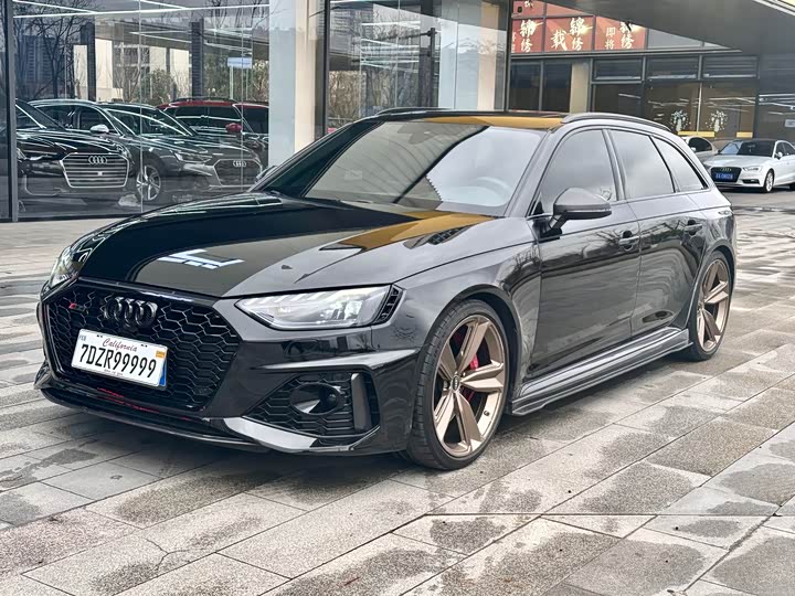 Audi RS 4 2022 2022款 RS4 Avant 暗金版