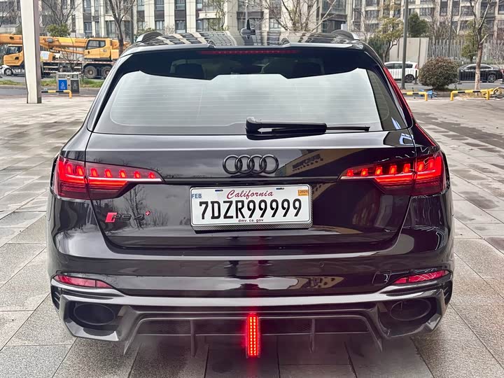 Audi RS 4 2022 2022款 RS4 Avant 暗金版