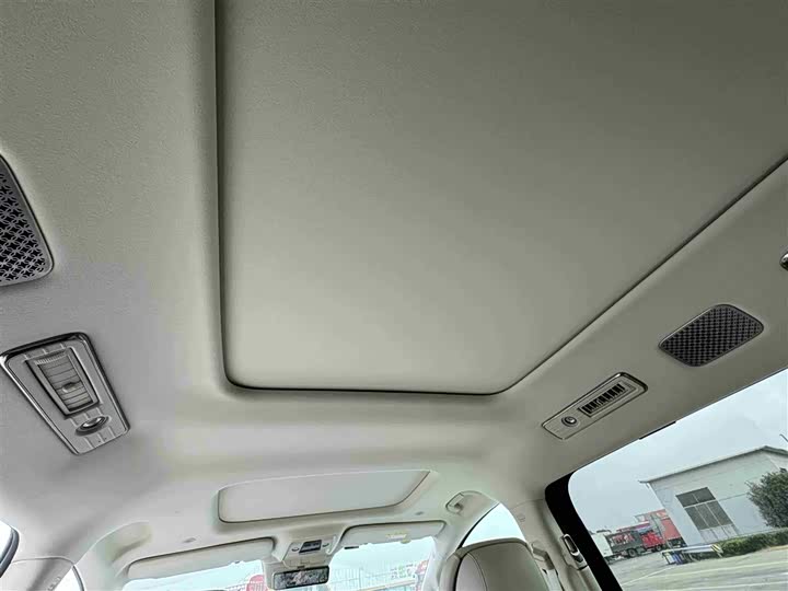 Denza D9 2025 2025款 DM-i 智驾版 1020 四驱旗舰型