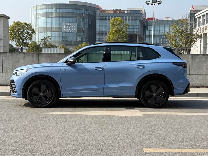 Volkswagen Tiguan L Pro 2024 2024款 PRO 380TSI 四驱R-Line智尊版