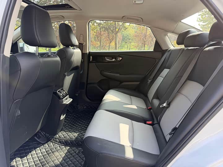 Honda Envix 2022 2022款 锐·混动 1.5L 净畅版