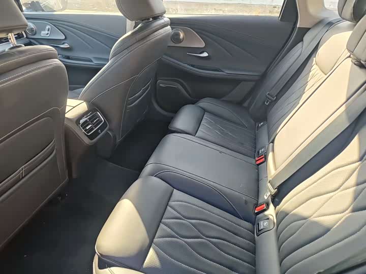 Chery Arrizo 8 2025 2025款 2.0T DCT劲