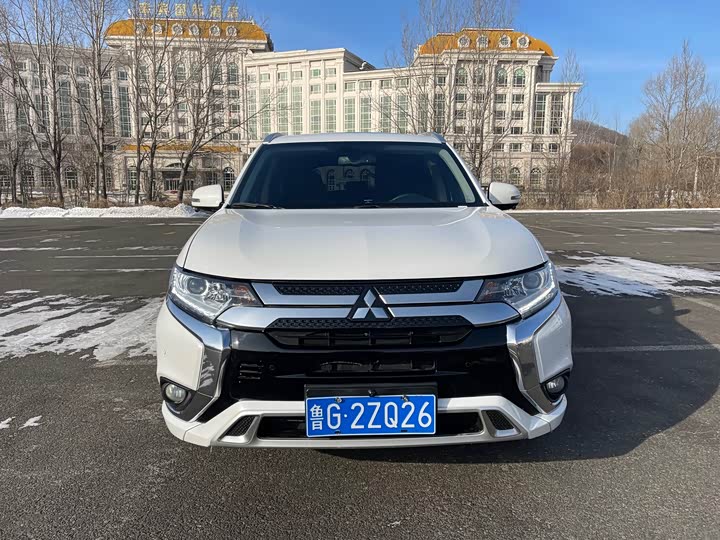 Mitsubishi Outlander 2021 2021款 改款 2.0L 两驱畅享版 7座