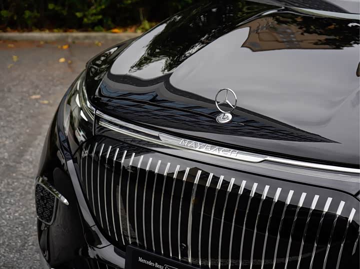 Mercedes-Benz Maybach EQS SUV 2025 2025款 EQS 680 礼逸版