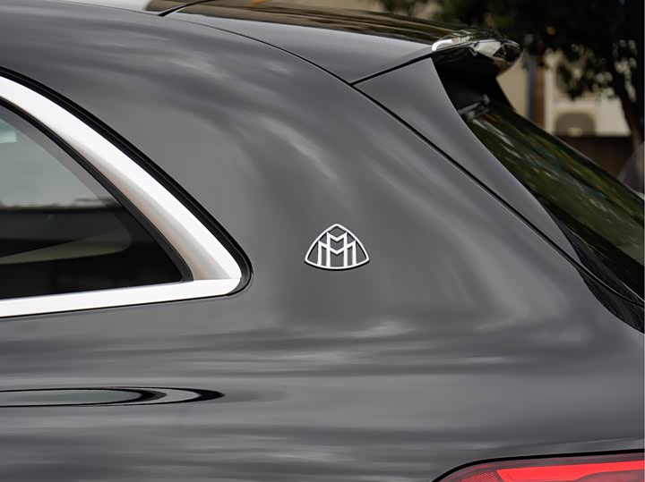 Mercedes-Benz Maybach EQS SUV 2025 2025款 EQS 680 礼逸版