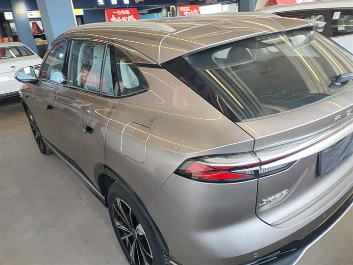 Roewe RX5 Hybrid 2023 2023款 eRX5 超混优越版