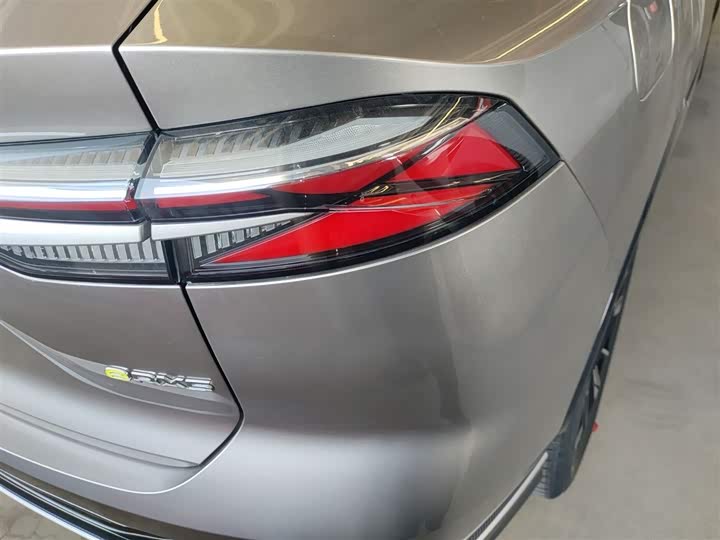 Roewe RX5 Hybrid 2023 2023款 eRX5 超混优越版