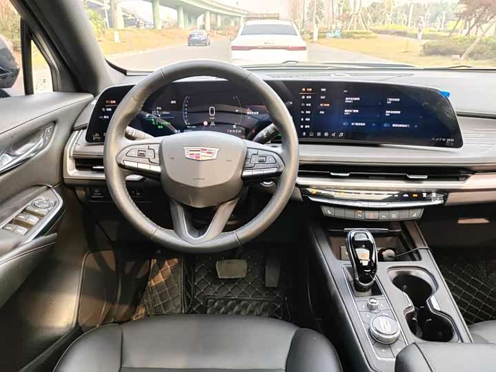 Cadillac XT4 2024 2024款 28T 四驱豪华型
