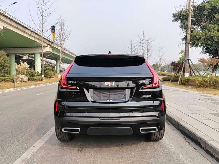 Cadillac XT4 2024 2024款 28T 四驱豪华型