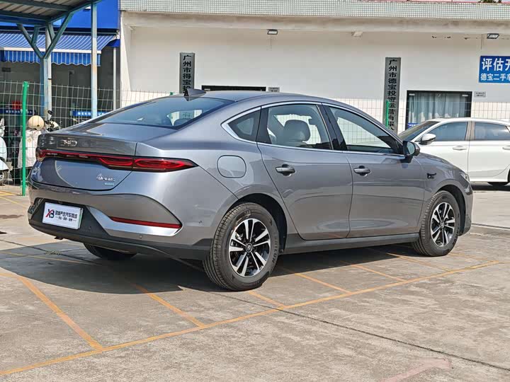 BYD Qin Plus 2025 2025款 DM-i 智驾版 120KM超越型
