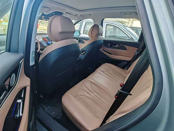 Chery Tiggo 8L 2024 2024款 2.0T 两驱尊贵版 5座