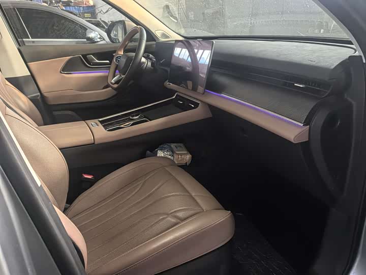 Chery Tiggo 8L 2024 2024款 2.0T 两驱尊贵版 5座