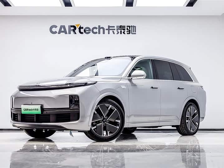 LiXiang L8 2025 2025款 Ultra 智能焕新版