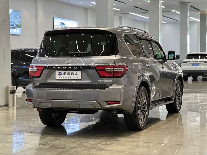 Nissan Armada 2023 2023款 ARMADA 5.6L 无敌舰队旗舰版