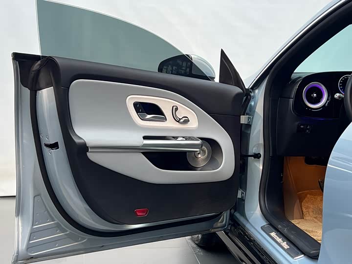 2025 Mercedes-Benz CLA-Class EV