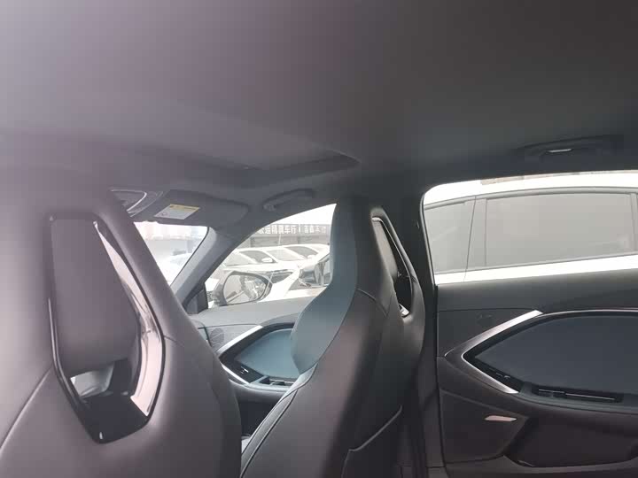 MG Motor 7 2025 2025款 1.5T 300 DCT豪华版