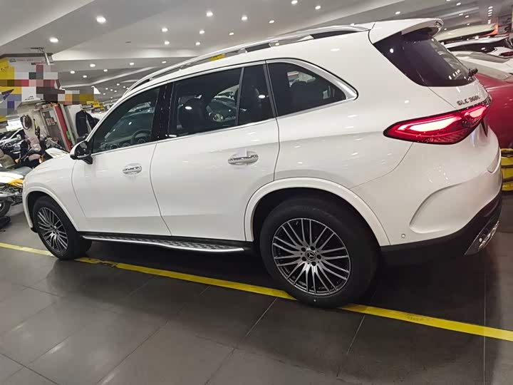 Mercedes-Benz GLC-Class 2024 2024款 改款 GLC 300 L 4MATIC 动感型 5座