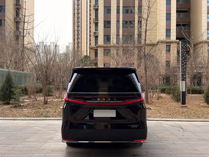 Lexus LM 2023 2023款 500h 六座尊崇版
