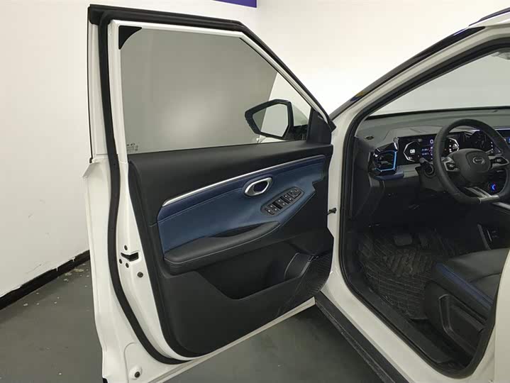 GAC Trumpchi GS3 2023 2023款 影速 270T 劲享版