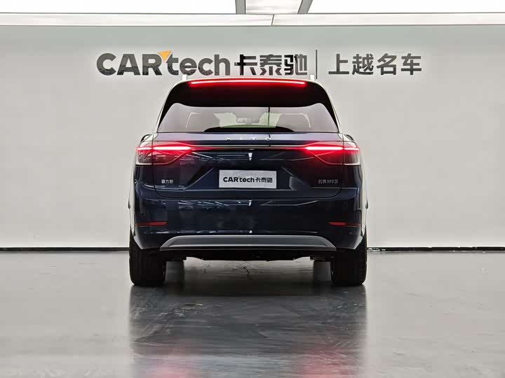 Aito M9 2025 2025款 纯电 Ultra版 100kWh 5座版
