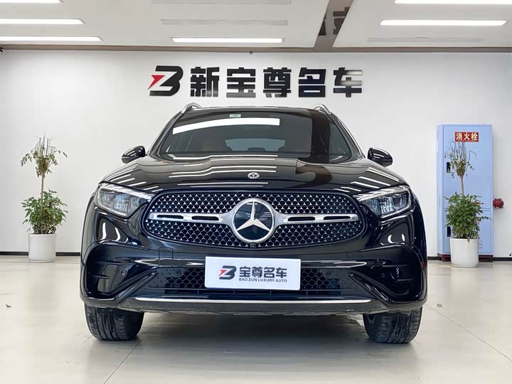 Mercedes-Benz GLC-Class 2025 2025款 改款 GLC 300 L 4MATIC 动感型 5座