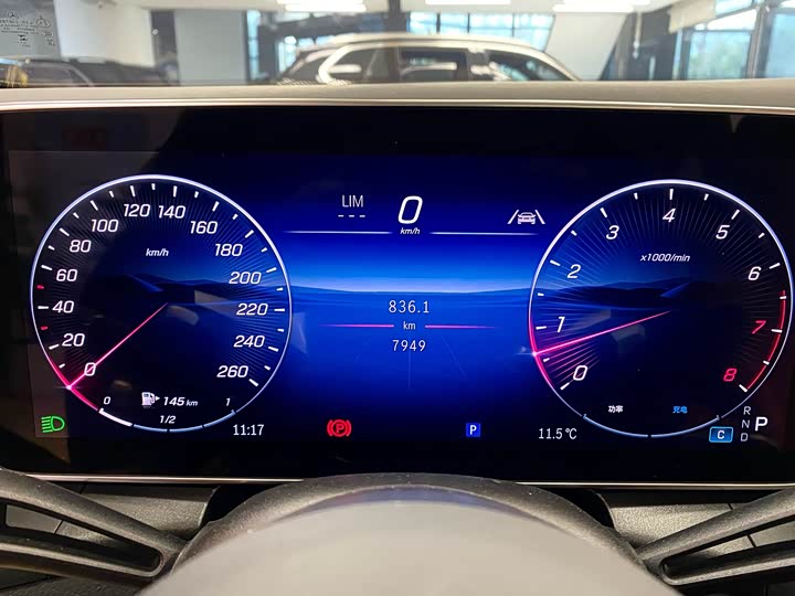 Mercedes-Benz GLC-Class 2025 2025款 改款 GLC 300 L 4MATIC 动感型 5座