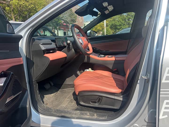 Geely Galaxy L6 2025 2025款 EM-i 140km 星舰版