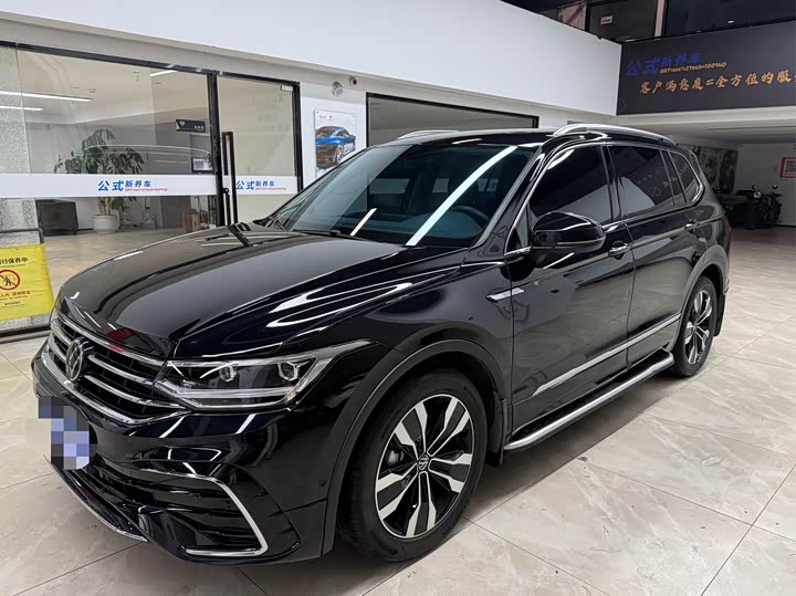 Volkswagen Tiguan L Pro 2025 2025款 出众款 330TSI 自动两驱R-Line龙耀版