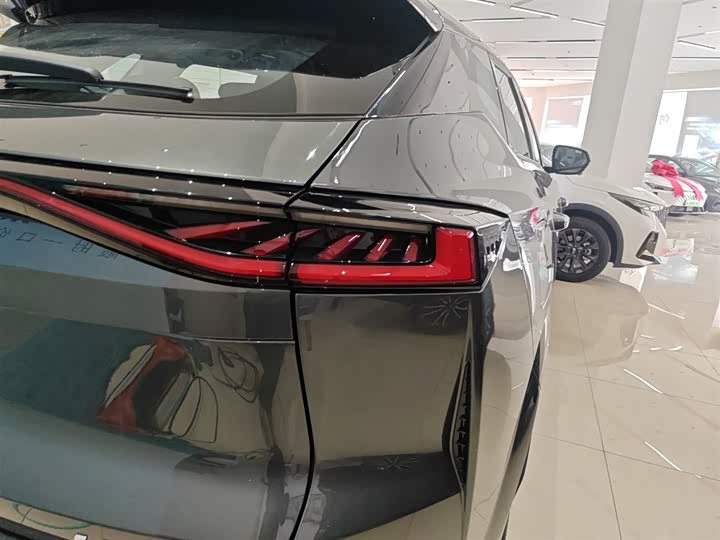 Changan UNI-Z Hybrid 2025 2025款 智慧新蓝鲸 125km 战舰+