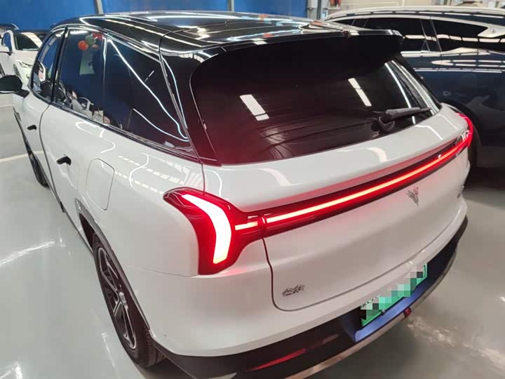 Hozon L 2024 2024款 增程 310 闪充PRO版