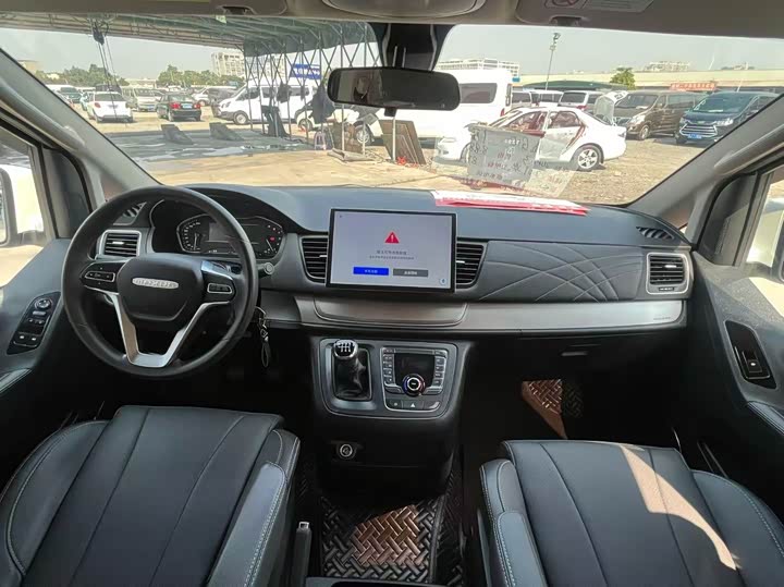 Maxus G10 2021 2021款 2.0T 手动精英版 柴油 7座