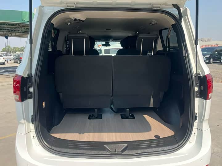 Maxus G10 2021 2021款 2.0T 手动精英版 柴油 7座