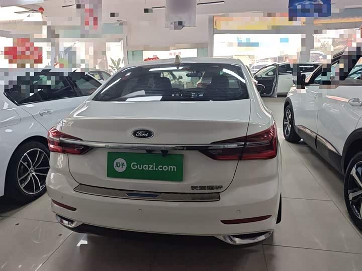 Ford Escort 2021 2021款 1.5L 自动钻石版