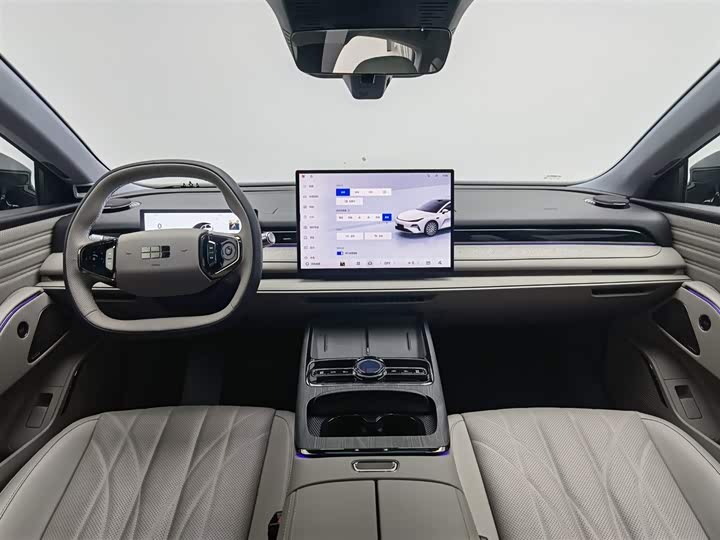 Geely Galaxy Starshine 8 EM-i 2025 2025款 130km EM-i 尊贵版