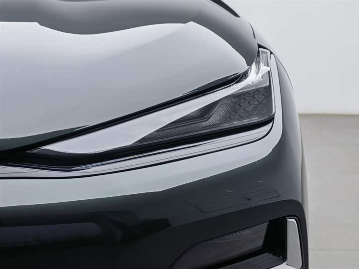 Geely Galaxy Starshine 8 EM-i 2025 2025款 130km EM-i 尊贵版