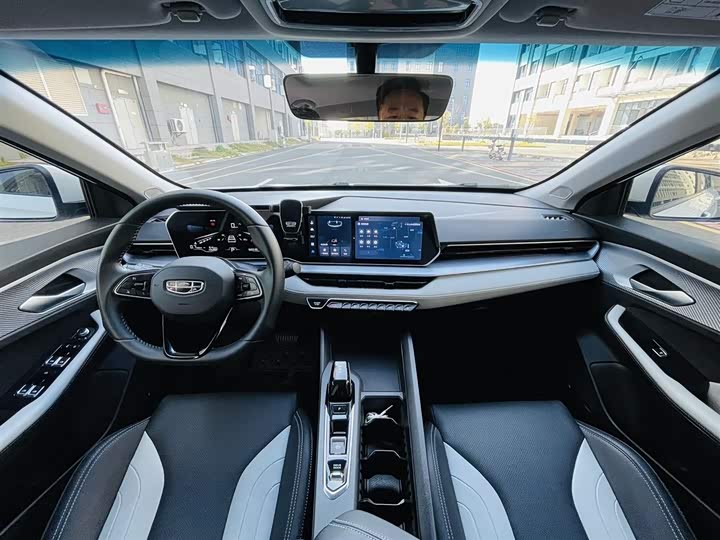 Geely Binrui 2024 2024款 缤瑞COOL 1.5T DCT冠军版