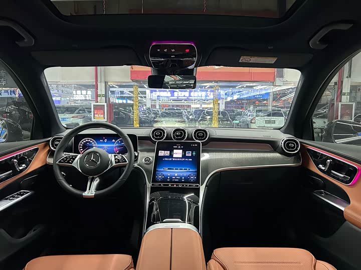 Mercedes-Benz GLC-Class 2025 2025款 GLC 260 L 4MATIC 动感型
