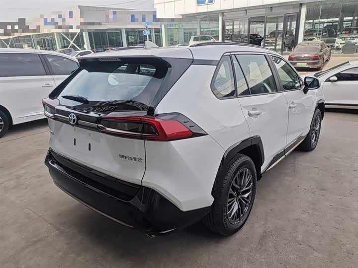 Toyota Wildlander 2024 2024款 2.0L CVT两驱豪华PLUS版