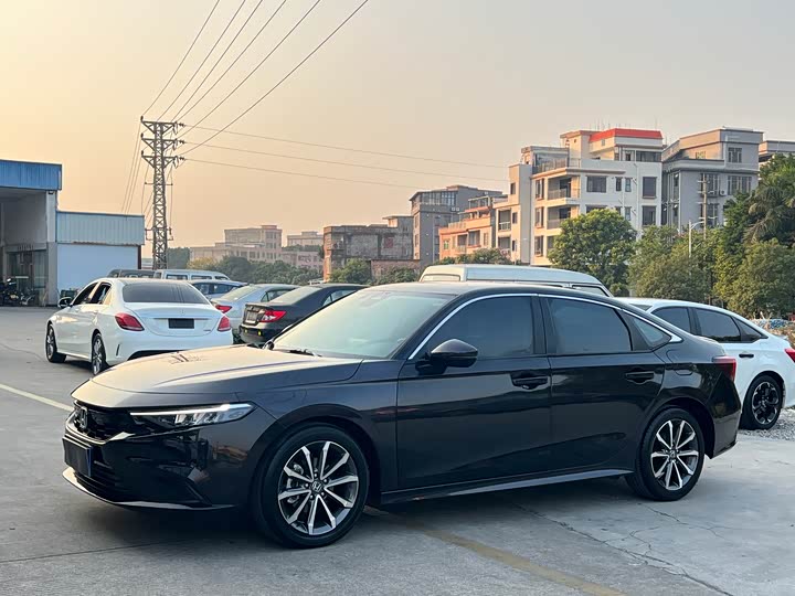 Honda Integra 2023 2023款 240TURBO CVT豪华版