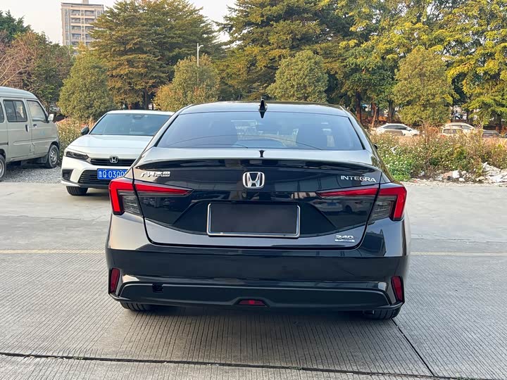 Honda Integra 2023 2023款 240TURBO CVT豪华版
