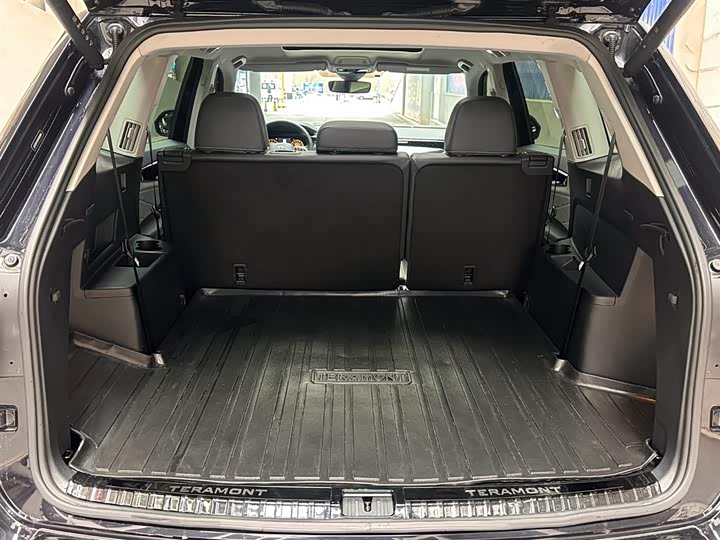 Volkswagen Teramont Pro 2025 2025款 380TSI 四驱出众版