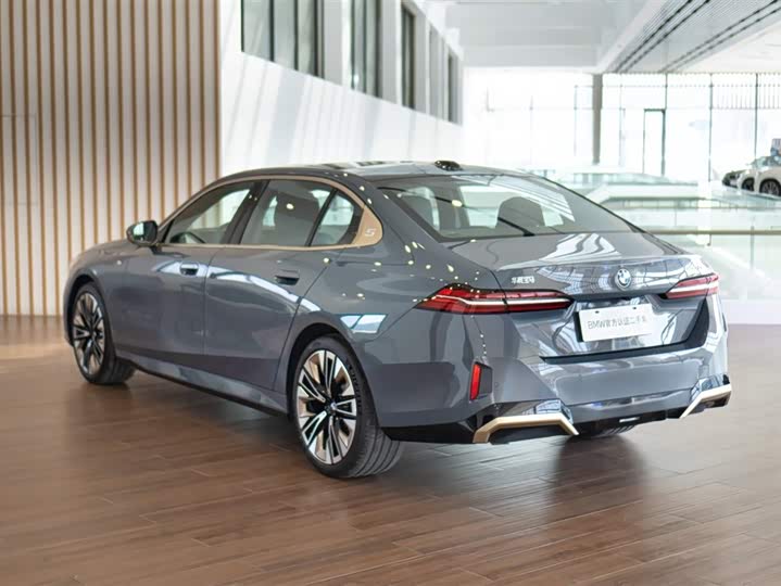 BMW 5 Series 2024 2024款 530Li 尊享型 M运动套装