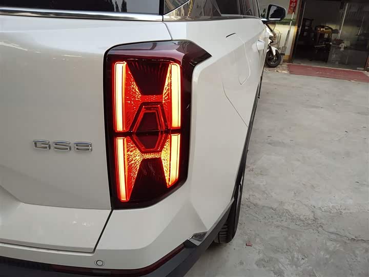 GAC Trumpchi GS8 2024 2024款 领航系列 2.0TGDI 两驱豪华智联版 7座