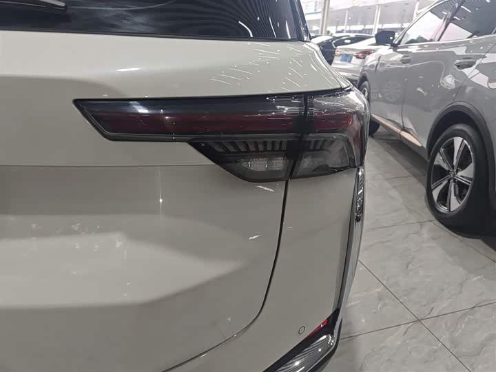 Dongfeng Aeolus Yixuan GS 2021 2021款 230T 自动追星版