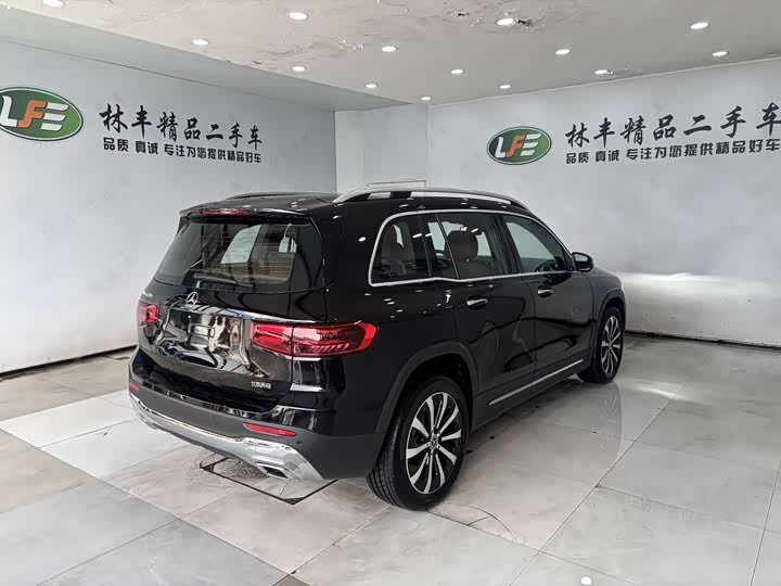 Mercedes-Benz GLB-Class 2025 2025款 GLB 220 时尚型